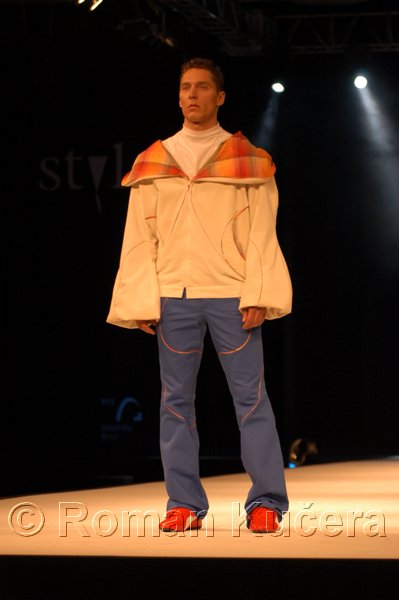 Styl05_0860_R.JPG