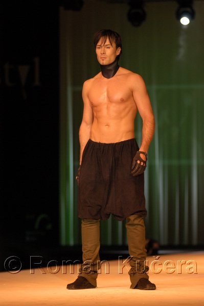 Styl05_0967_R.JPG